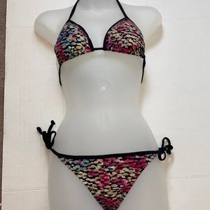 🌞NWT Reef Watercolor 2pc Triangle top and Botton Bikini A64